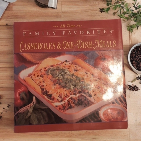 All Time Family Favorites Casseroles & One-Dish Meals Book - Picture 1 of 4